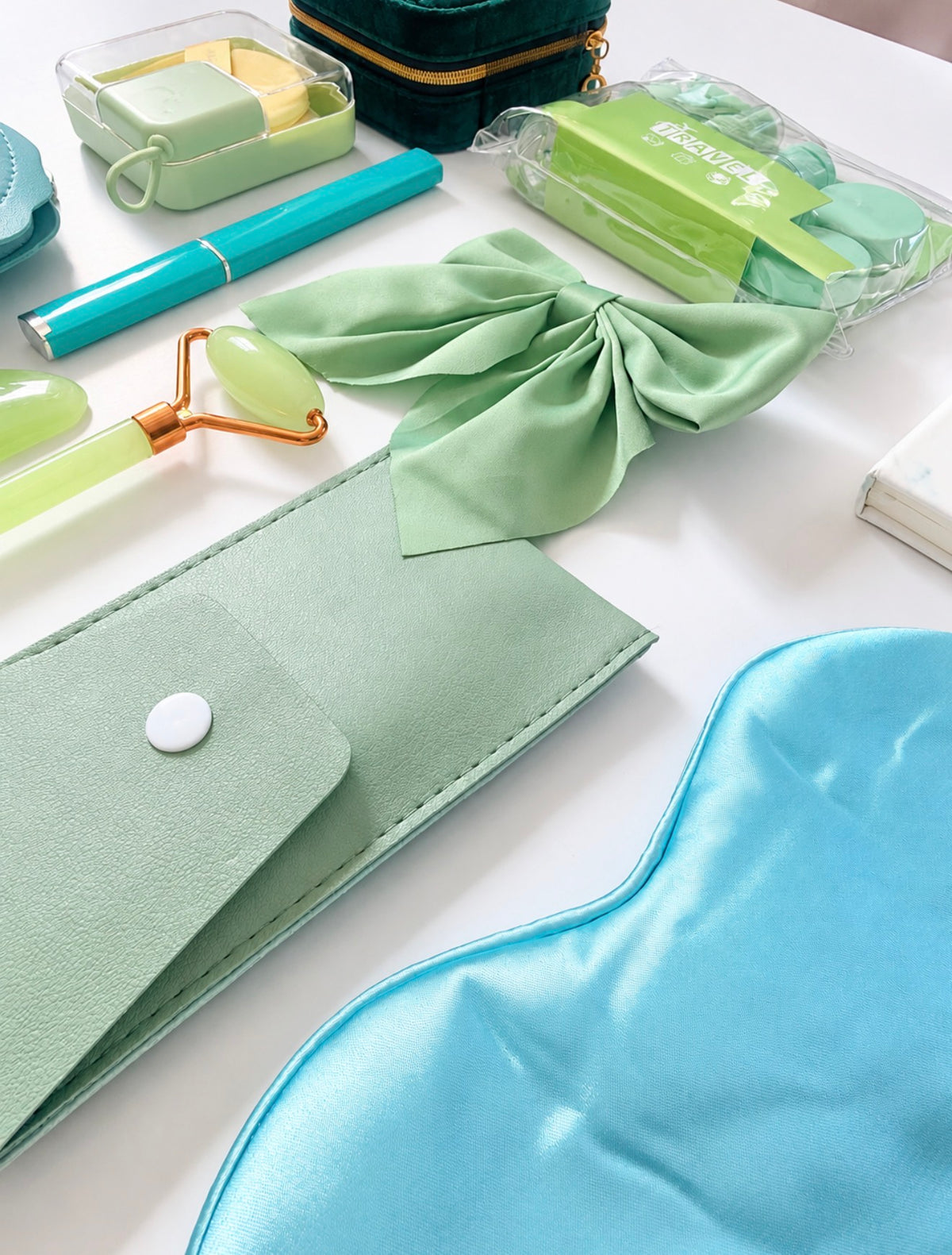 Mint Glow Gift Set 💚